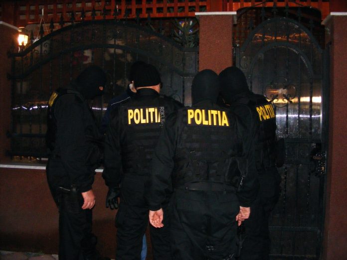 percheziție politia